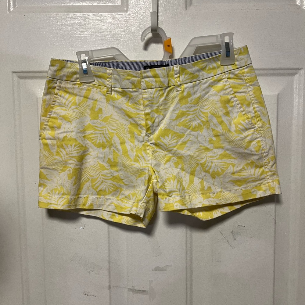 Gef France Sunny Yellow Floral Women's Shorts